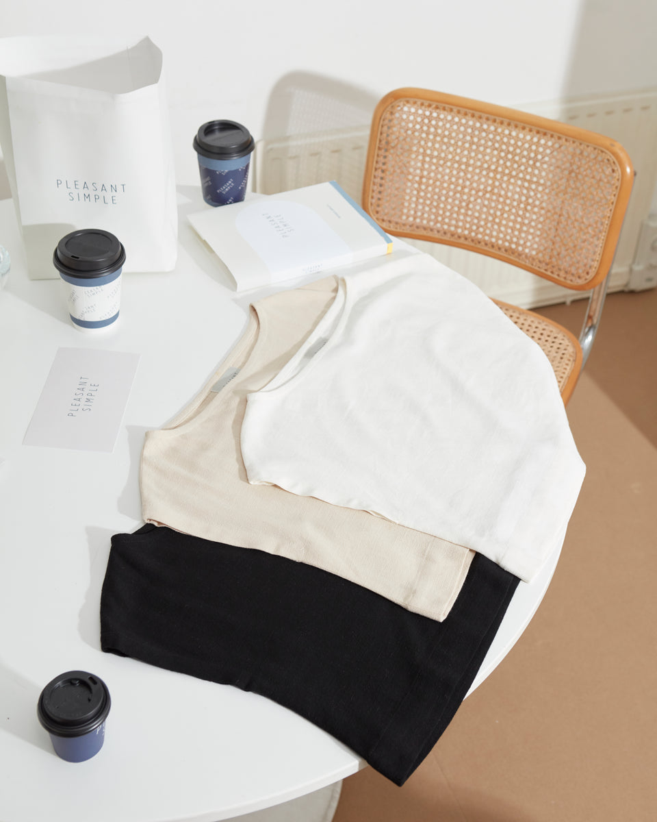 SIMPLE BLOUSE