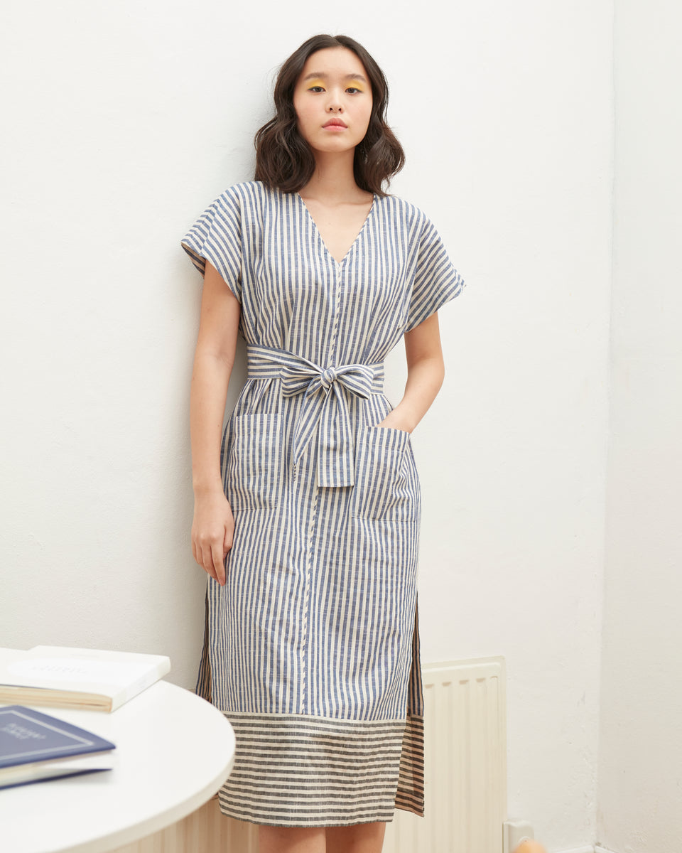 DOUBLE STRIPE V-NECK DRESS