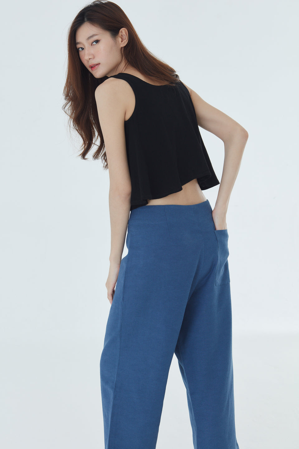 2023 Summer Womens Elegant Two Piece Pants Set Out For Office And Casual  Wear Sleeveless One Shoulder Ruched Knot Top And Pant Suit From  Jiaoshuizuo, $20.34 | DHgate.Com