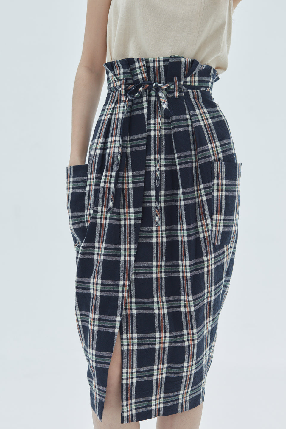 TIE WAIST TARTAN SKIRT